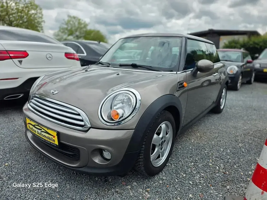 Gebraucht Mini ONE 98 PS (72 kW) 2011 Silber Kleinwagen