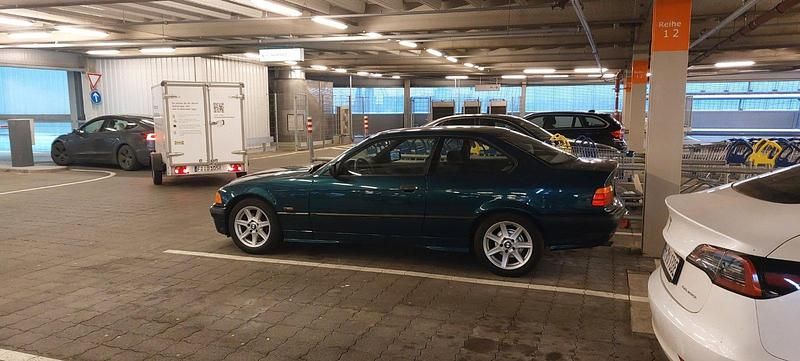 Gebraucht BMW 316 105 PS (77 kW) 1995 Grün Coupé