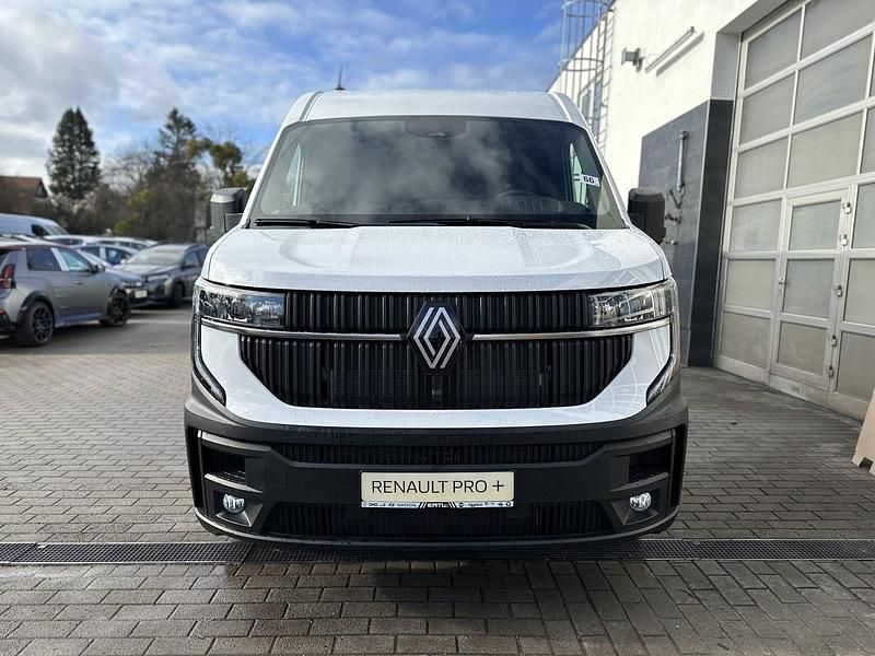 Uusi Renault Master Business 2025 Van