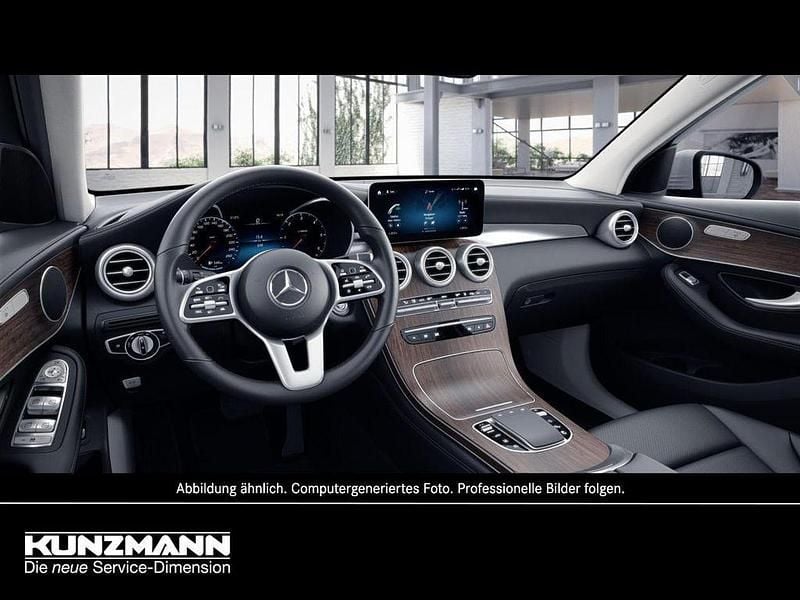 Gebraucht Mercedes GLC400d Exclusive 330 PS (242 kW) 2021 Polarweiss SUV