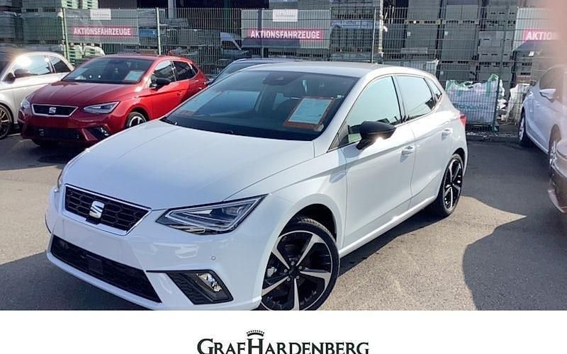 Weiss Neu 2025 Seat Ibiza FR Limousine | 24.990 € (Etwas zu teuer) - Bild 1/4