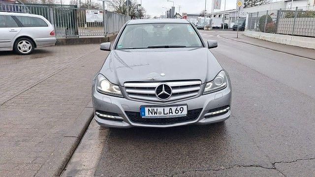Gebraucht Mercedes C250 204 PS (150 kW) 2013 Silber Limousine