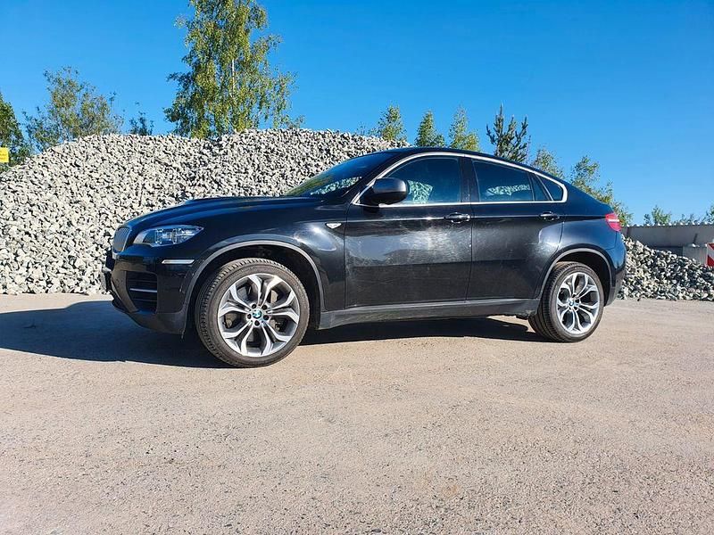 Schwarz Gebraucht 2014 BMW X6 M50 Sport Line SUV | 21.500 € - Bild 1/4