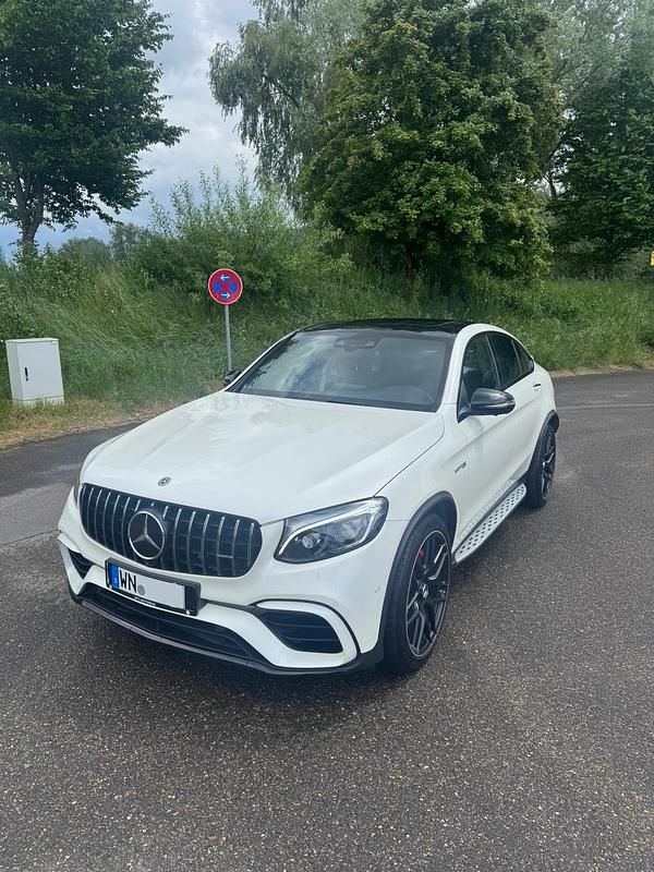 Gebraucht Mercedes GLC63 AMG AMG 510 PS (375 kW) 2018 Weiß Coupé