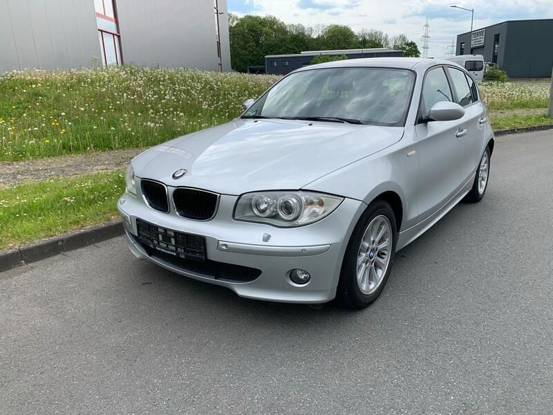 Grau Gebraucht 2005 BMW 116 Kleinwagen | 2.000 € (Guter Preis) - Bild 1/4