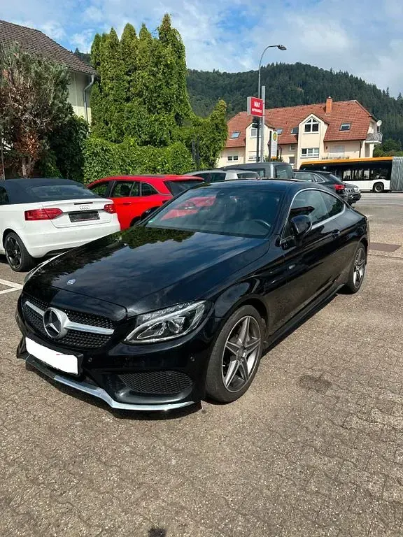 Gebraucht Mercedes C200 184 PS (135 kW) 2016 Schwarz Coupé