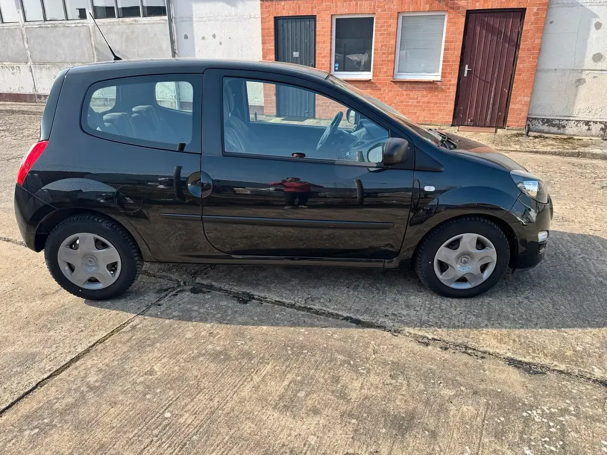 Gebraucht Renault Twingo 75 PS (55 kW) 2012 Schwarz Kleinwagen