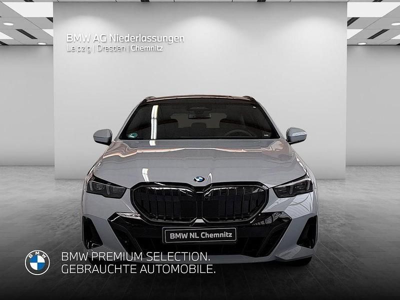 Gebraucht BMW 540 Performance 286 PS (210 kW) 2025 Grau Kombi