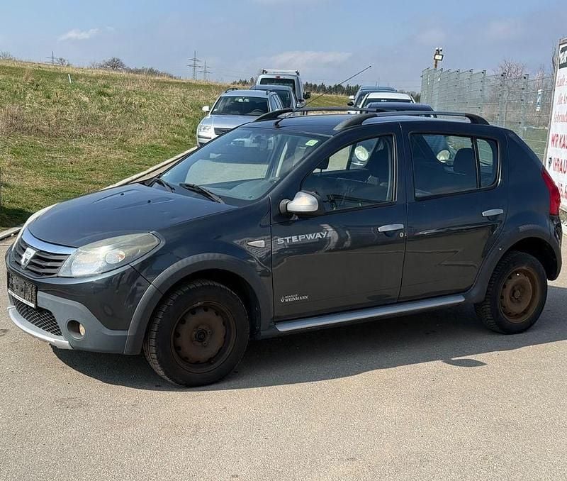 Gebraucht Dacia Sandero Stepway 87 PS (63 kW) 2010 Grau Limousine