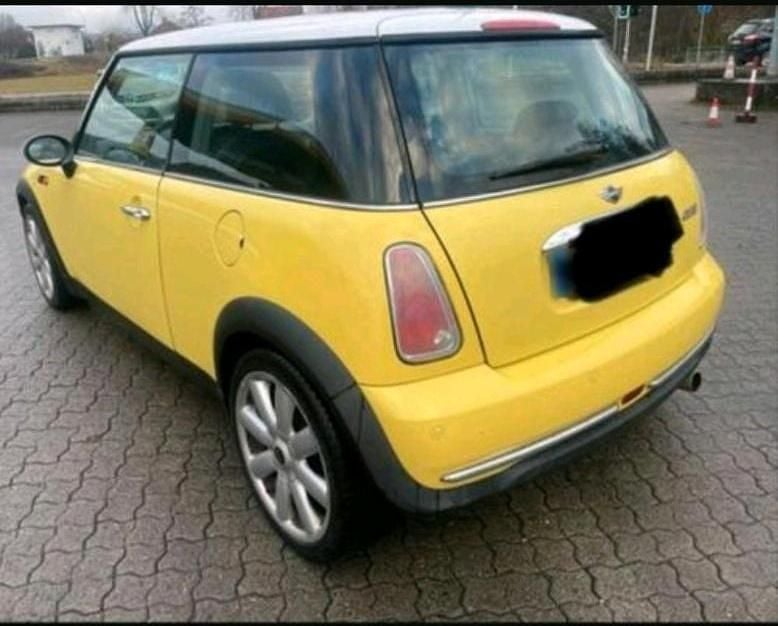 Gebraucht Mini Cooper Coupé 116 PS (85 kW) 2004 Gelb Coupé