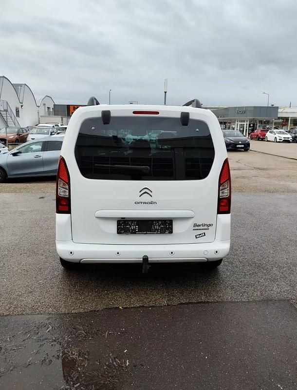 Gebraucht Citroën Berlingo SELECTION 99 PS (72 kW) 2017 Weiß Van / Kleinbus