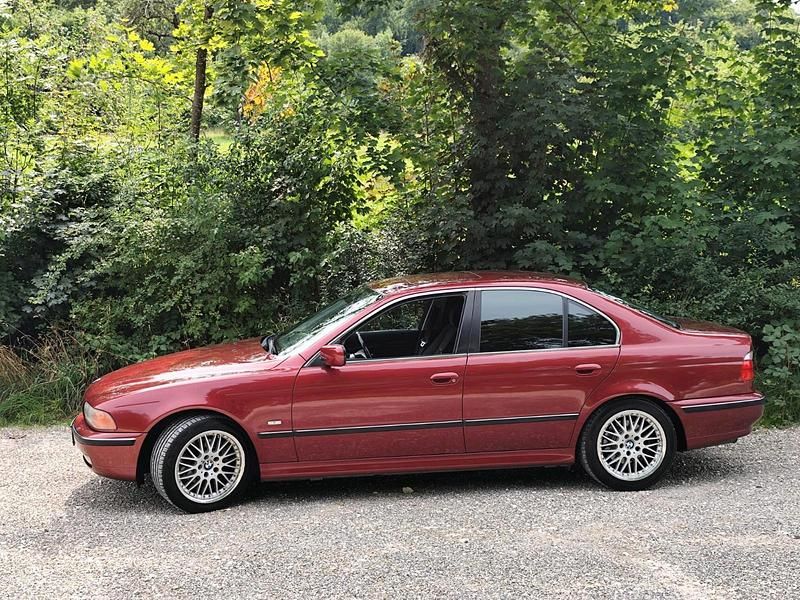 Rot Gebraucht 1996 BMW 528 Limousine | 4.999 € - Bild 1/4