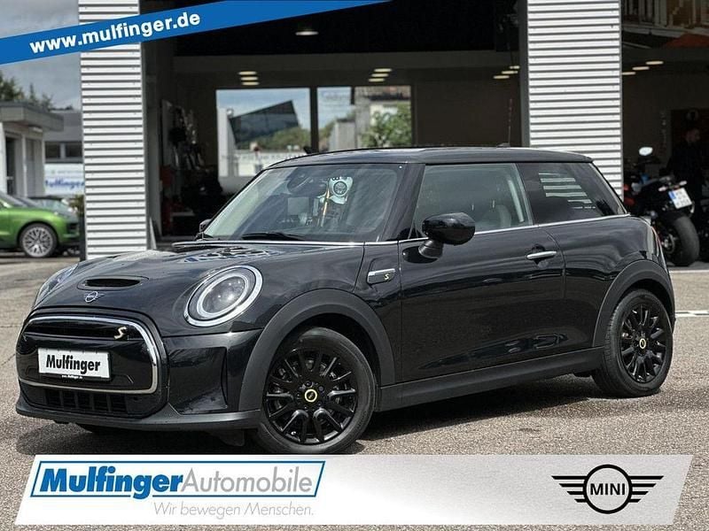 Schwarz Gebraucht 2022 Mini Cooper SE Classic Kleinwagen | 15.790 € (Guter Preis) - Bild 1/4