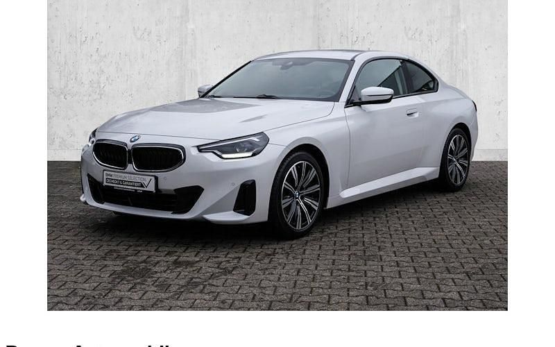Gebraucht BMW 220 Shadowline 190 PS (139 kW) 2023 Weiß Coupé