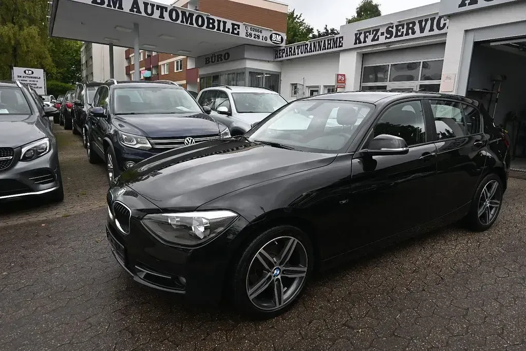 Gebraucht BMW 116 Sport Line 136 PS (100 kW) 2014 Schwarz Kleinwagen