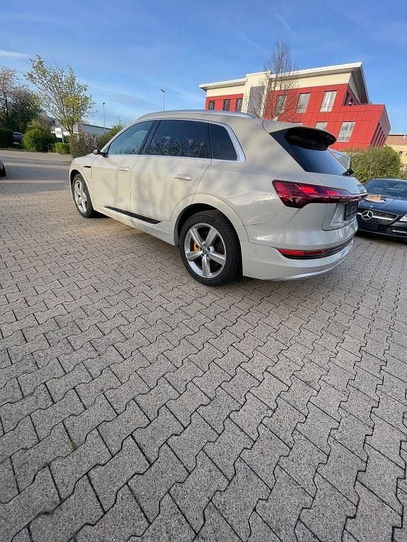 Gebraucht Audi e-tron Advanced 300 kW (408 PS) 2019 Beige SUV