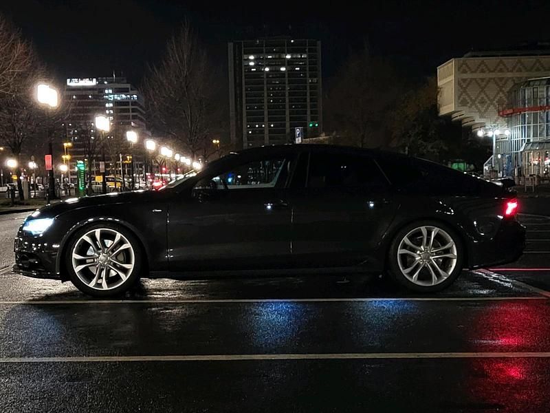 Gebraucht Audi A7 S-Line 217 PS (159 kW) 2015 Grau Kleinwagen