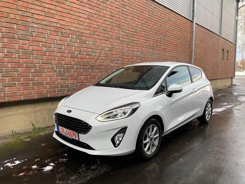 Gebraucht Ford Fiesta Titanium 95 PS (69 kW) 2020 Weiß Kleinwagen