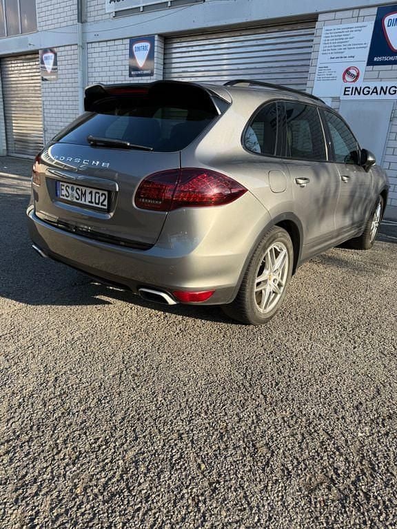 Gebraucht Porsche Cayenne S 382 PS (280 kW) 2013 Beige SUV