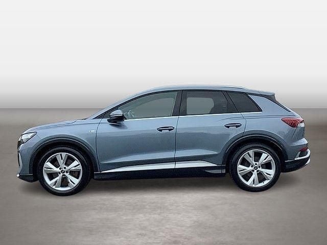 Gebraucht Audi Q4 e-tron Basis 150 kW (204 PS) 2022 Blau SUV