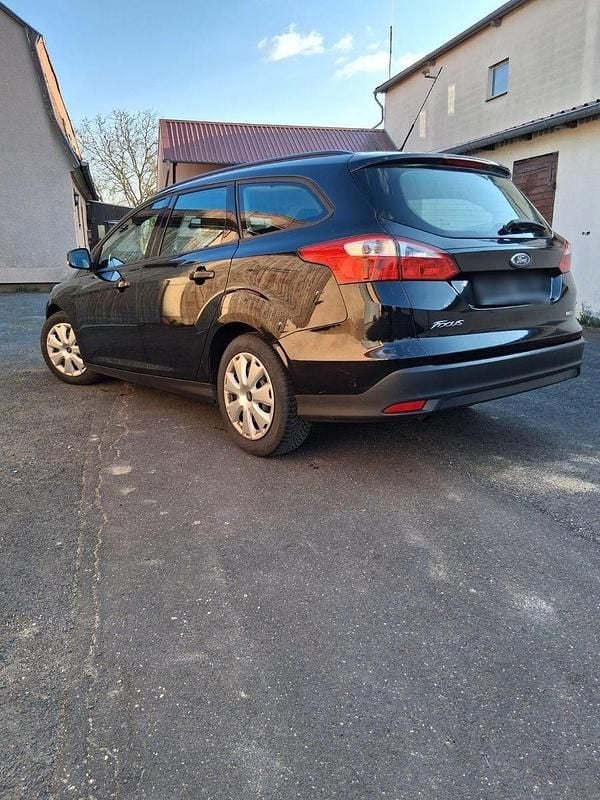 Gebraucht Ford Focus Titanium 116 PS (85 kW) 2013 Schwarz Kombi