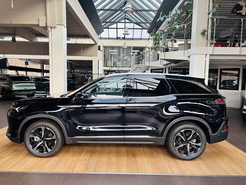 Neu Baic X75 177 PS (130 kW) 2025 Schwarzmetallic SUV