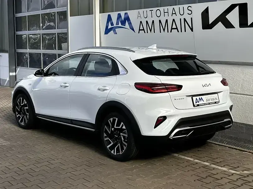 Neu Kia XCeed Comfort 150 PS (110 kW) 2025 Weiß SUV