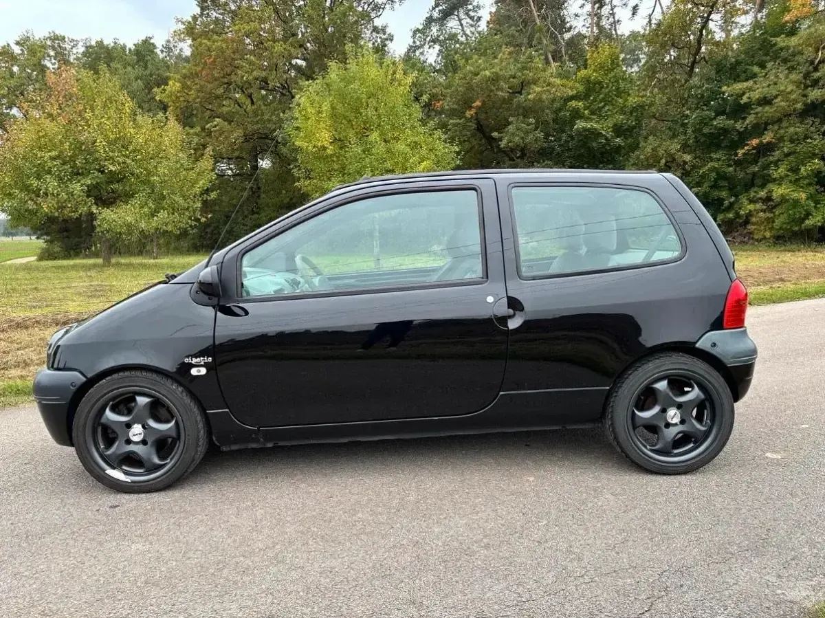 Gebraucht Renault Twingo 75 PS (55 kW) 2001 Schwarz Kleinwagen