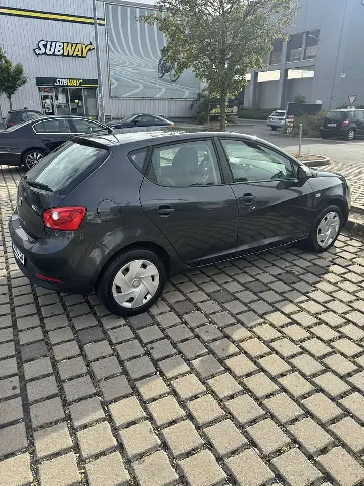 Gebraucht Seat Ibiza Reference 86 PS (63 kW) 2011 Grau Kleinwagen