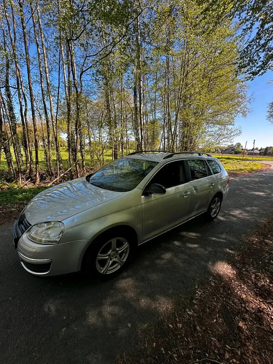 Gebraucht VW Golf V 140 PS (102 kW) 2007 Silber Kombi