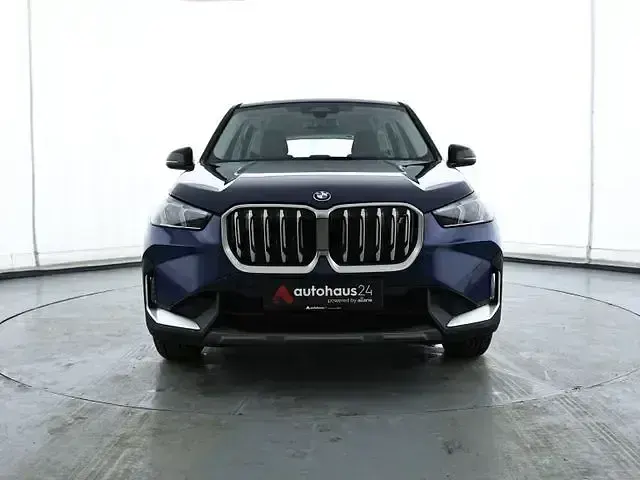 Gebraucht BMW iX1 230 kW (313 PS) 2022 Blau SUV