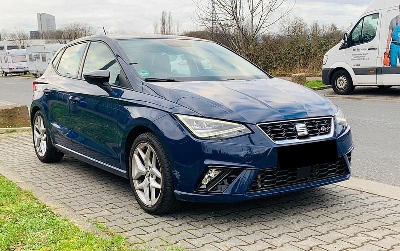 Blau Gebraucht 2019 Seat Ibiza FR Kleinwagen | 13.800 € (Guter Preis) - Bild 1/4