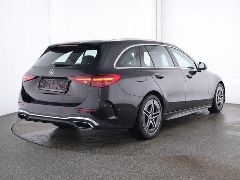 Gebraucht Mercedes C300 AMG 258 PS (189 kW) 2024 Obsidianschwarz (metallic) Kombi