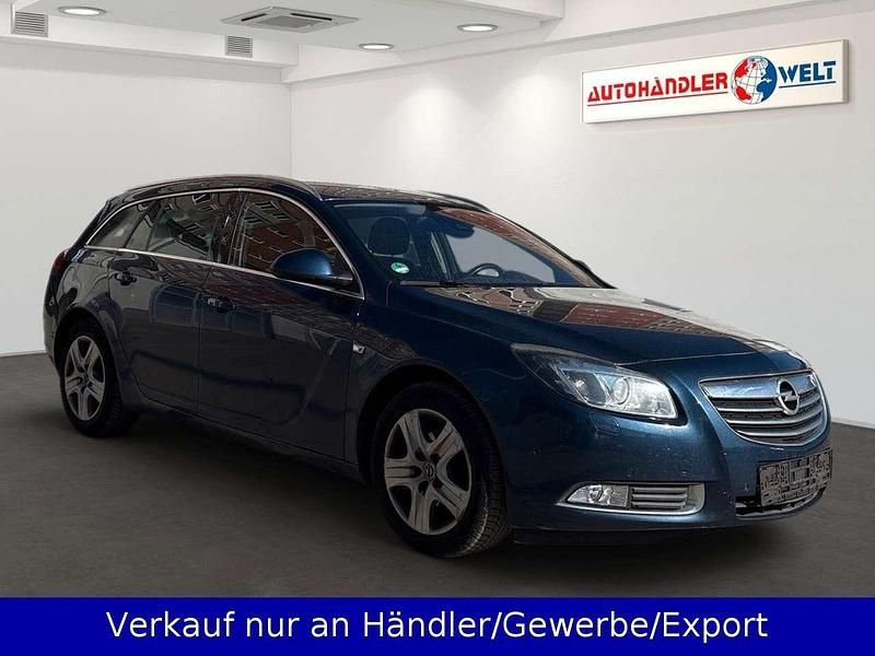 Gebraucht Opel Insignia 131 PS (96 kW) 2011 Blau Kombi