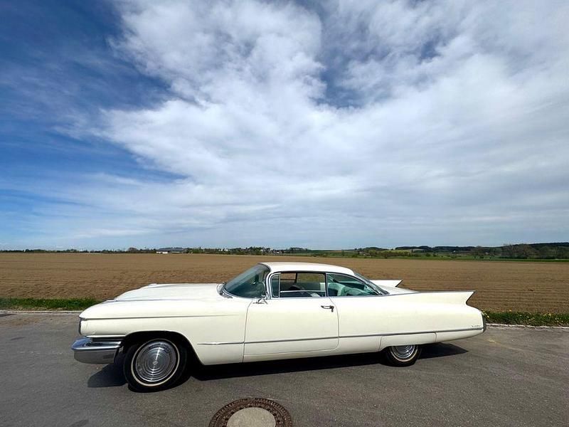Weiß Gebraucht 1960 Cadillac Coupé DeVille Coupé | 28.900 € - Bild 1/4