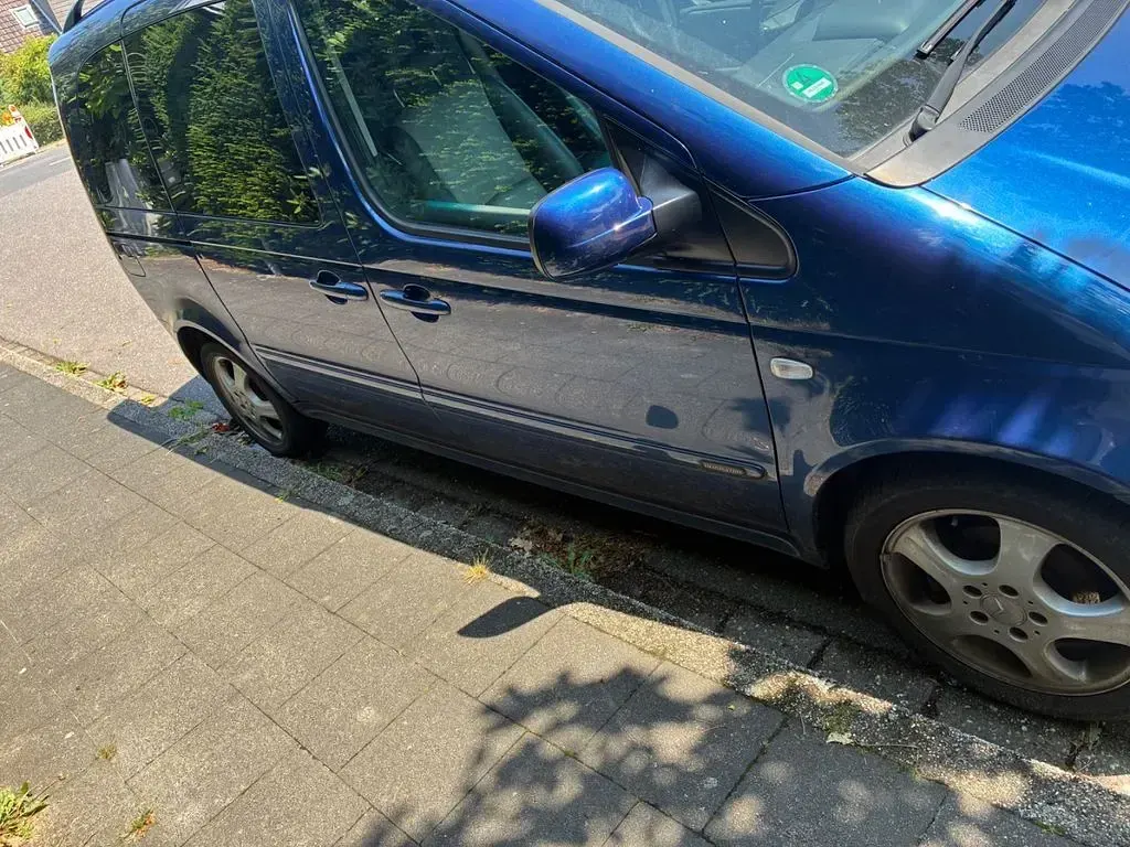 Gebraucht Mercedes Vaneo 91 PS (66 kW) 2005 Blau Van / Kleinbus