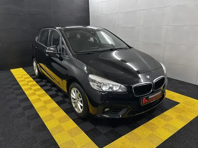 Gebraucht BMW 220 Active Tourer Advantage 191 PS (140 kW) 2017 Schwarz Van / Kleinbus
