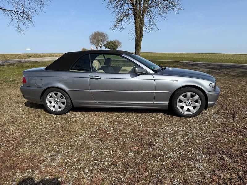 Gebraucht BMW 325 192 PS (141 kW) 2003 Silber Cabrio