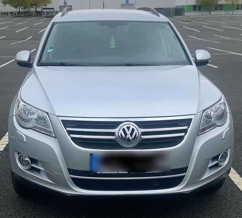 Silber Gebraucht 2011 VW Tiguan SUV | 8.500 € (Guter Preis) - Bild 1/4