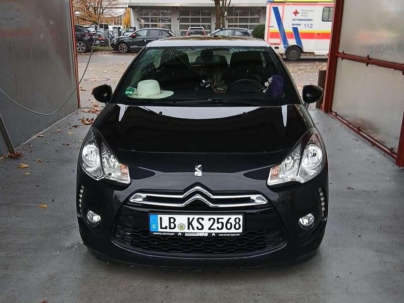 Gebraucht Citroën DS3 Chic 95 PS (69 kW) 2010 Limousine