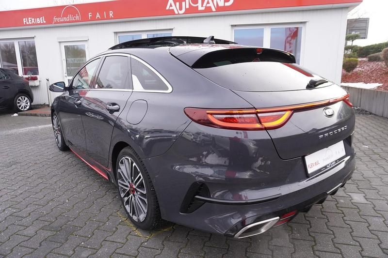 Second-hand Kia ProCeed GT 204 CP (150 kW) 2019 Gri Break