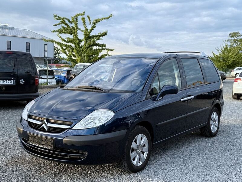 Blau Gebraucht 2007 Citroën C8 Tendance Van / Kleinbus | 2.949 € (Fairer Preis) - Bild 1/4