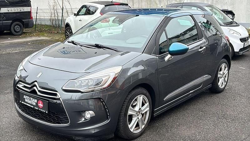 Grau Gebraucht 2015 Citroën DS3 Sport Chic Kleinwagen | 6.990 € (Fairer Preis) - Bild 1/4