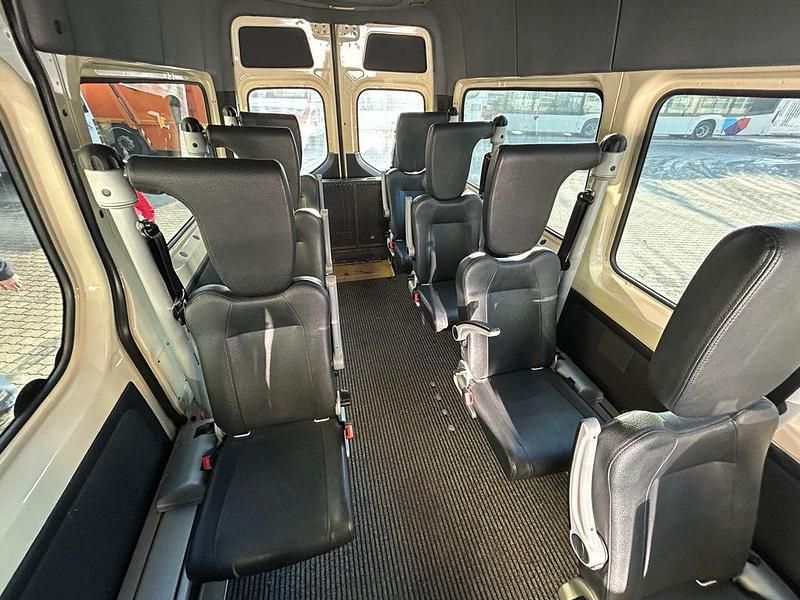 Gebraucht Mercedes Sprinter 143 PS (105 kW) 2019 Van