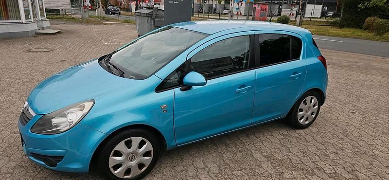 Grün Gebraucht 2010 Opel Corsa Kleinwagen | 1.300 € (Guter Preis) - Bild 1/4