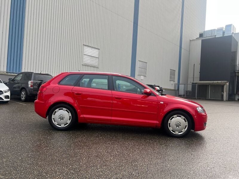 Gebraucht Audi A3 Sportback Ambition 150 PS (110 kW) 2005 Rot Kleinwagen