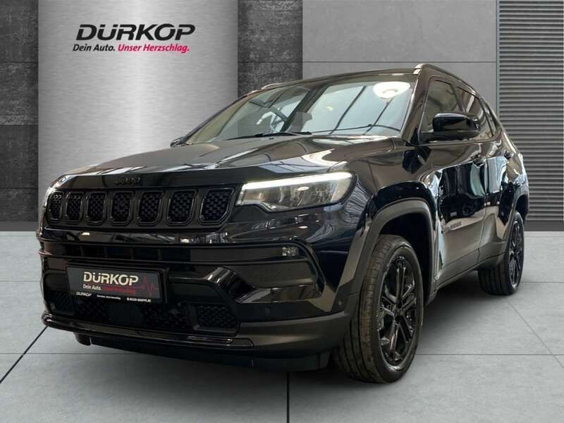 Solid black Neu 2025 Jeep Compass North SUV | 39.960 € (Fairer Preis) - Bild 1/4