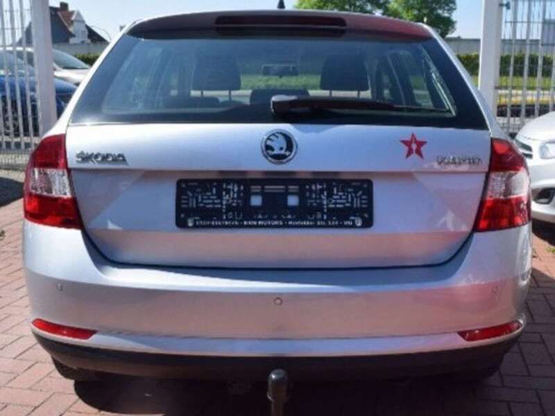 Gebraucht Skoda Rapid Elegance 90 PS (66 kW) 2014 Silber Kombi