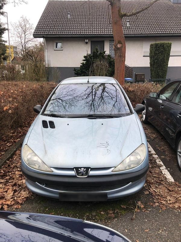 Gebraucht Peugeot 206 75 PS (55 kW) 2001 Kleinwagen