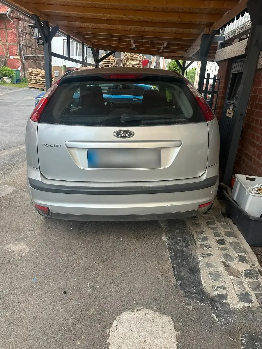 Gebraucht Ford Focus 101 PS (74 kW) 2006 Silber Kombi